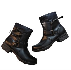 CLARKS Riddle Avant Women's Black Leather Ankle Boot Bootie Size 6.5 Moto Boots